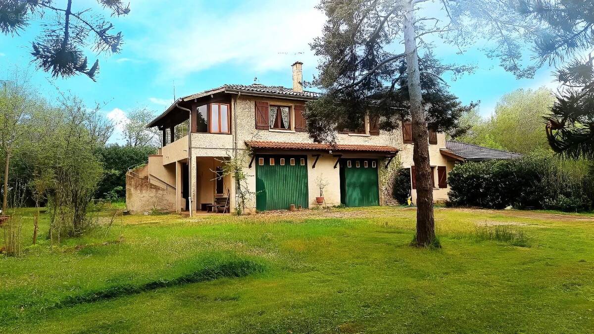 Maison à PUYCALVEL