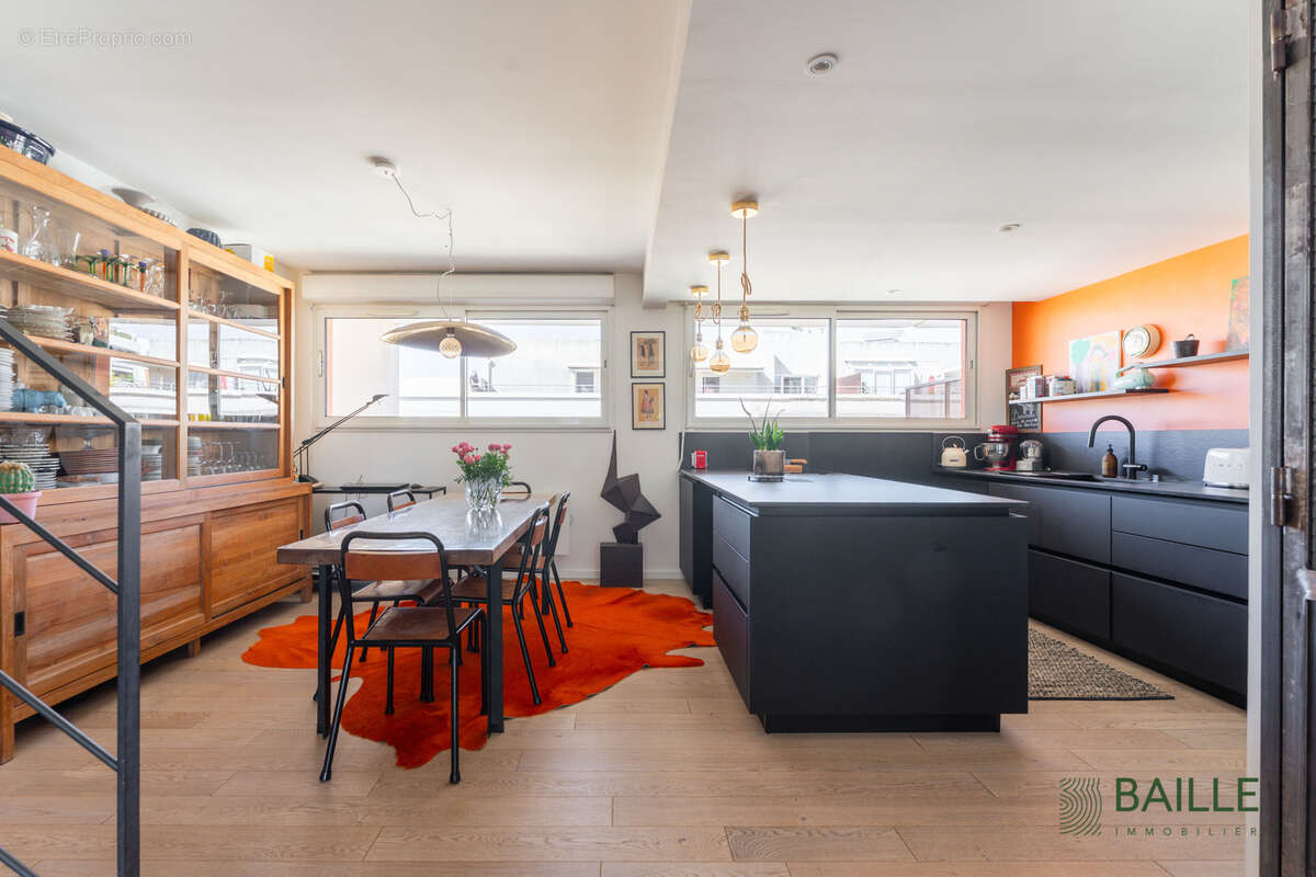 Appartement à MARSEILLE-8E