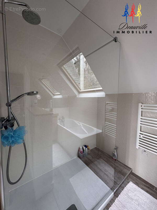 Maison à TROUVILLE-SUR-MER