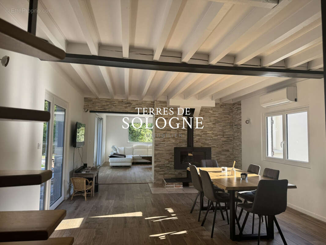 Maison à LIGNY-LE-RIBAULT