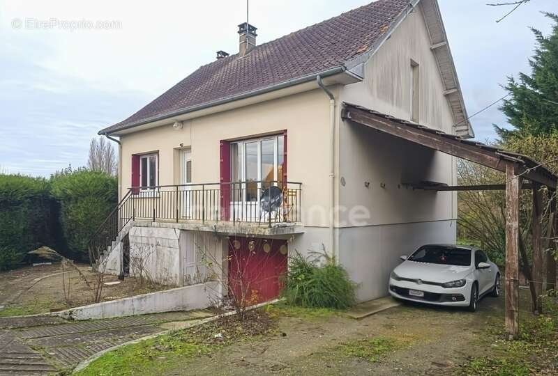 Maison à BOESSE-LE-SEC