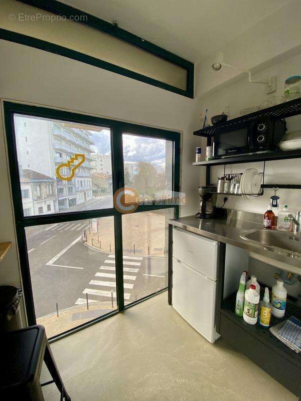 Commerce à BORDEAUX