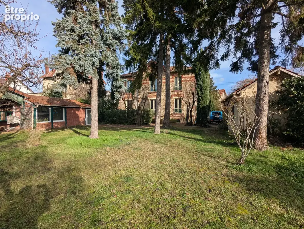 Exclusivité   Meulière de caractère   Beauchamp   Avenue recherchée - photo 15