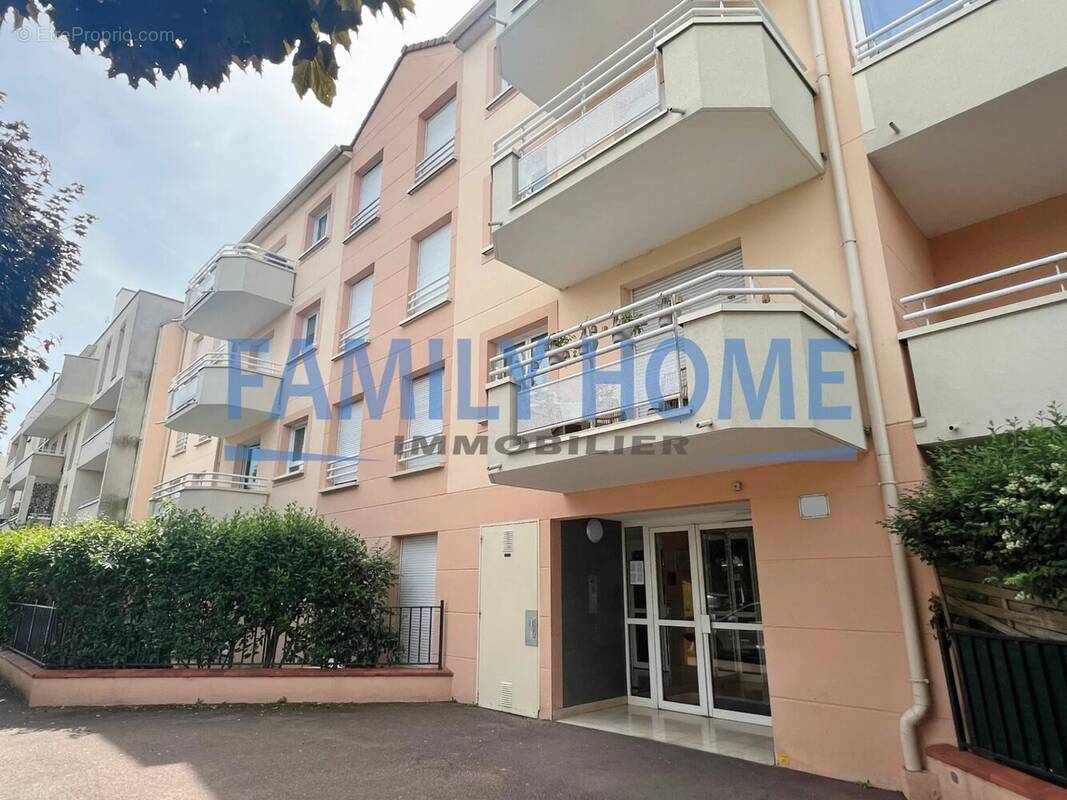 Appartement à LIVRY-GARGAN