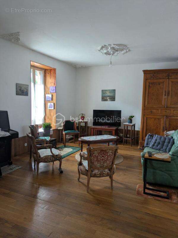 Maison de Ville de Charme - 7 pièces à Pouancé - DPE en D - photo 13