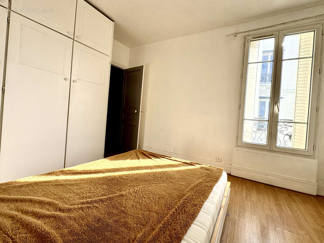 Appartement à LEVALLOIS-PERRET