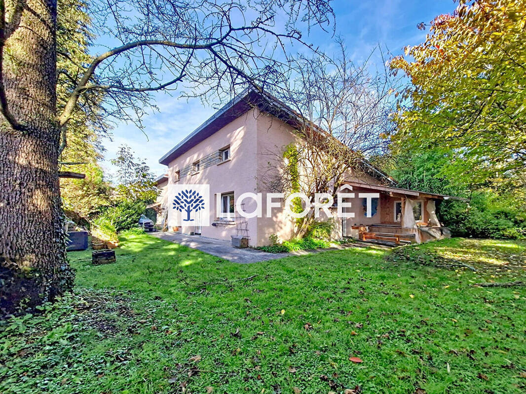 Maison à VOUJEAUCOURT