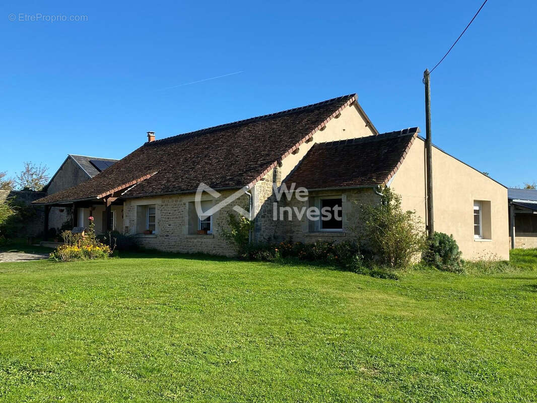 Maison à SAINT-REMY-DU-VAL