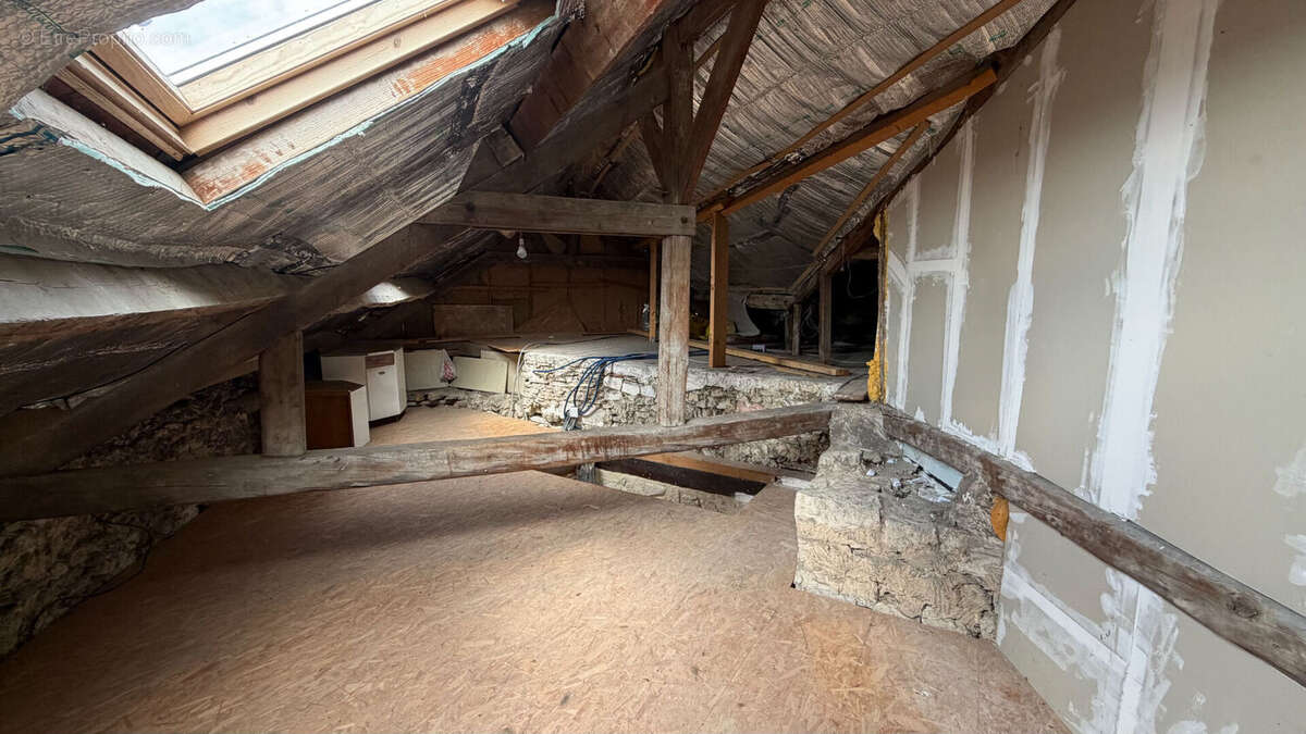 Maison à BREUIL-BOIS-ROBERT
