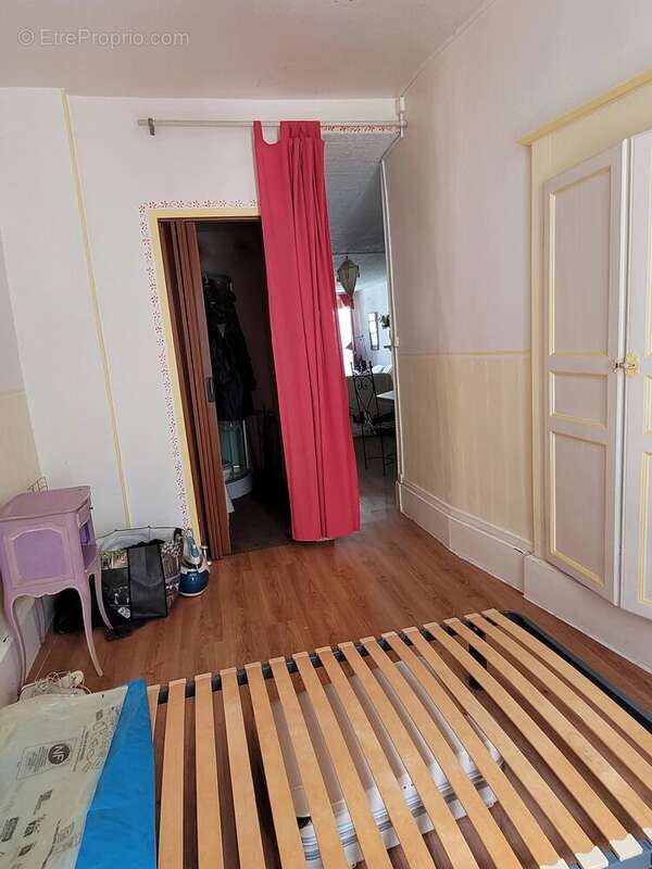 Immeuble 119 m² au centre de Saint-Pourçain-sur-Sioule - photo 15