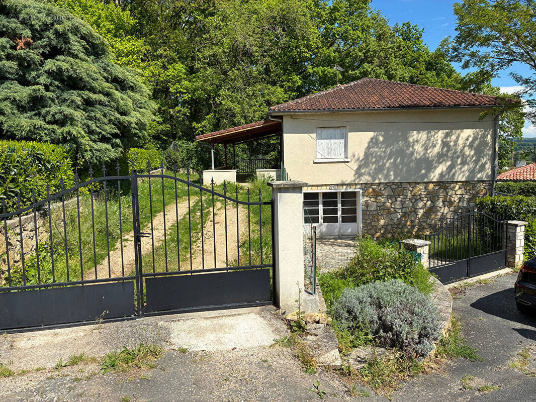 Maison à MONSEMPRON-LIBOS