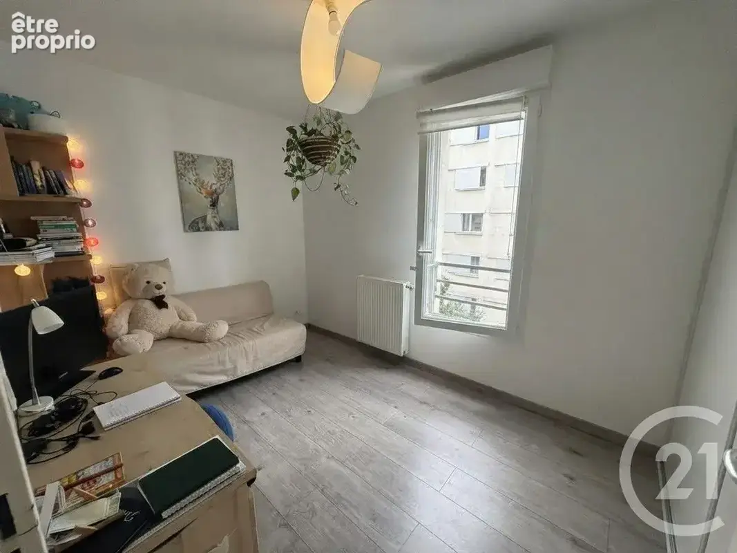Appartement 3 pièces 65 m² à vendre à Vaulx-En-Velin (69120) - photo 7
