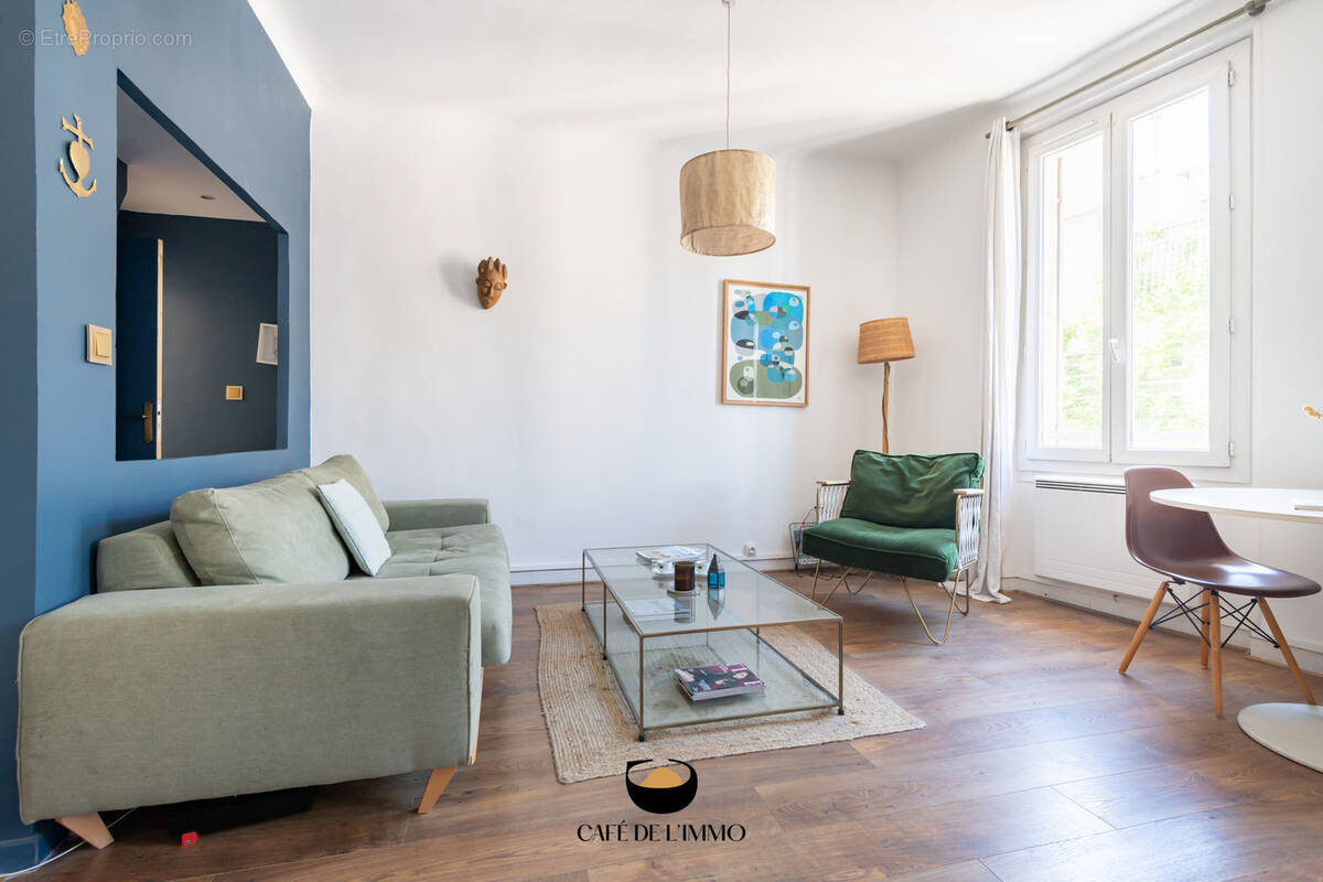 Appartement à MARSEILLE-7E