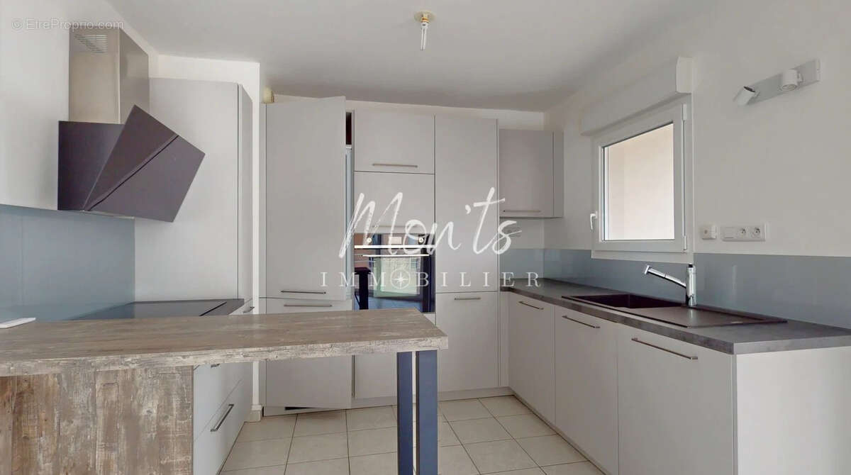 Appartement à VALLEIRY