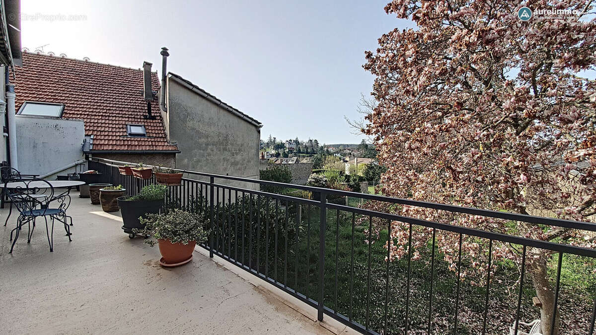 terrasse exposition ouest - Appartement à NERIS-LES-BAINS