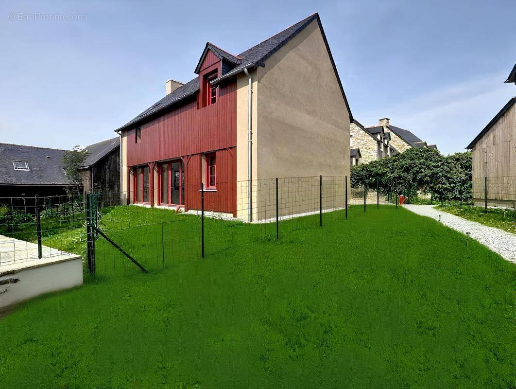 Maison à SAINT-SULIAC