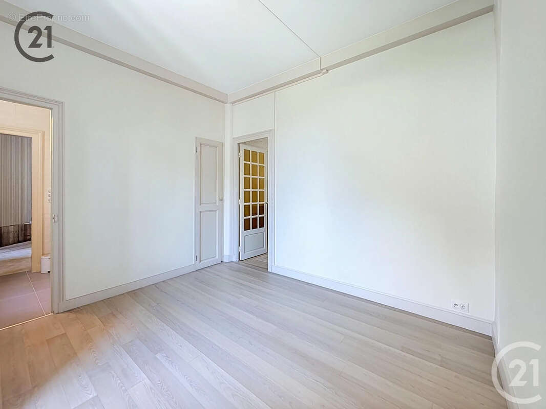 Maison 145 m² à Auxerre  - photo 4