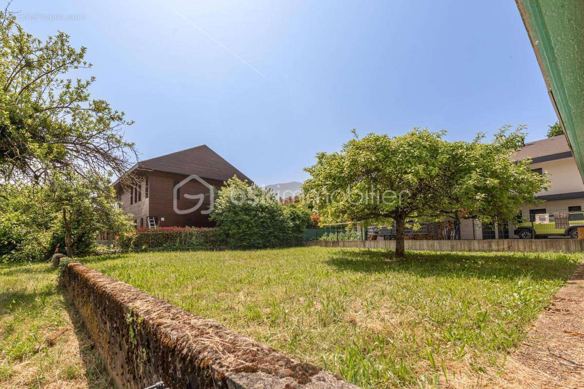 Maison à SAINT-JORIOZ