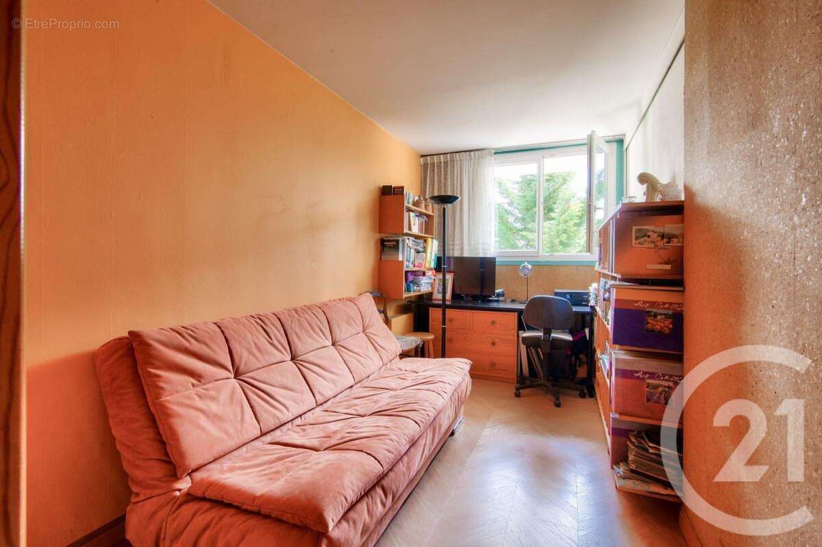 Appartement à FONTENAY-SOUS-BOIS