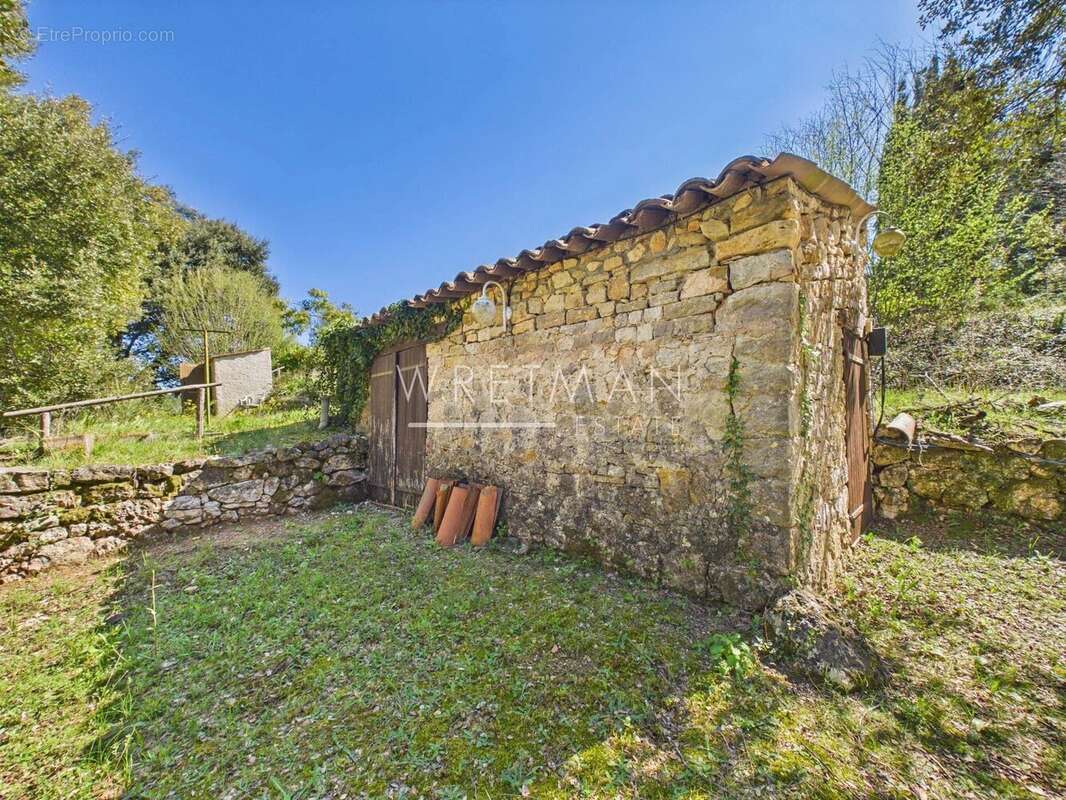Maison à MONTAUROUX