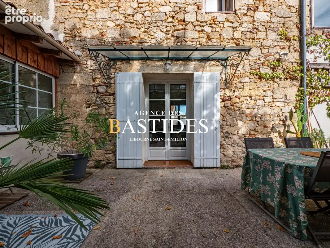 Charmante maison en pierre au coeur de Guitres - photo 13