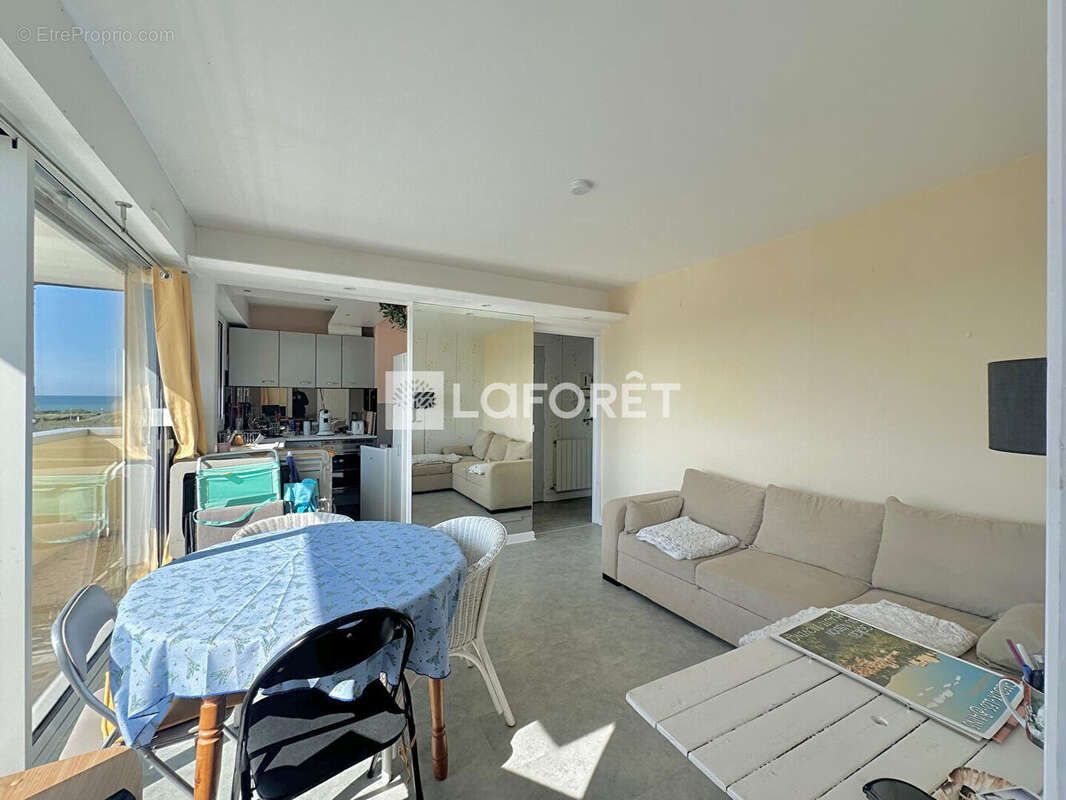 Appartement à COURSEULLES-SUR-MER