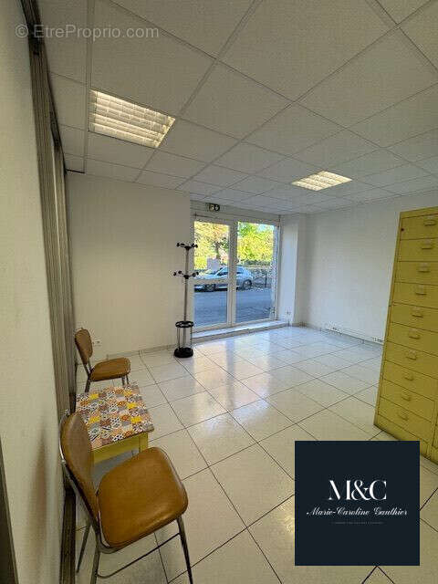 Commerce à CAMBO-LES-BAINS