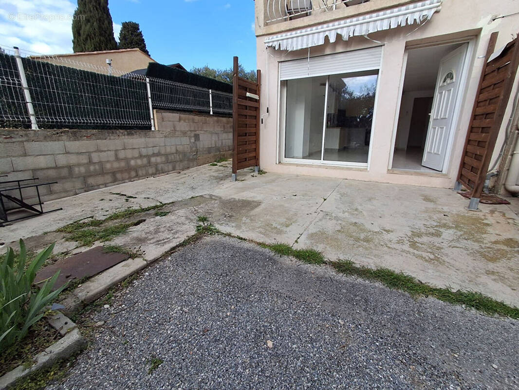 Appartement à ROGNAC