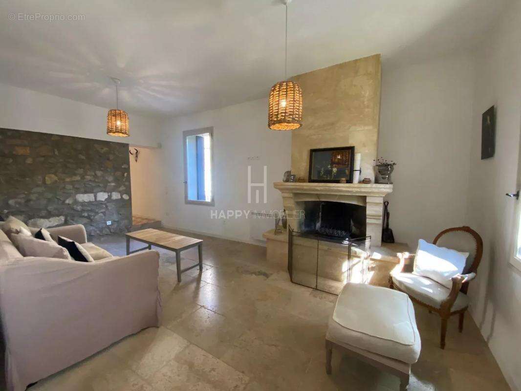 Maison à MAUSSANE-LES-ALPILLES