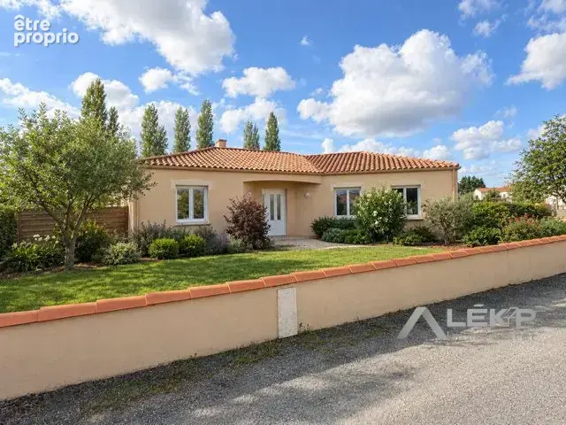 Photo Maison à Beaurepaire au prix de 262 500€