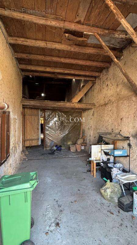 Maison à VIEVILLE-EN-HAYE