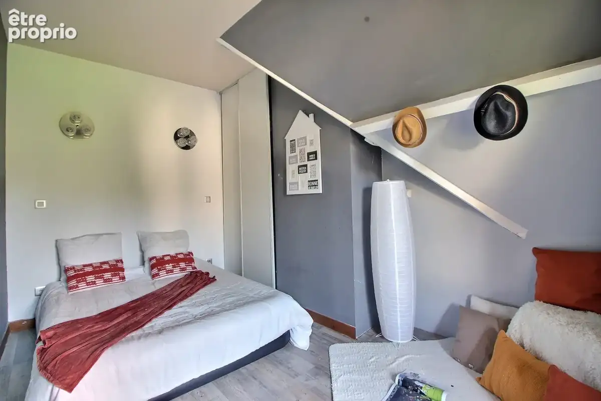 Pavillon avec piscine et jacuzzi ,4 chambres  - photo 12