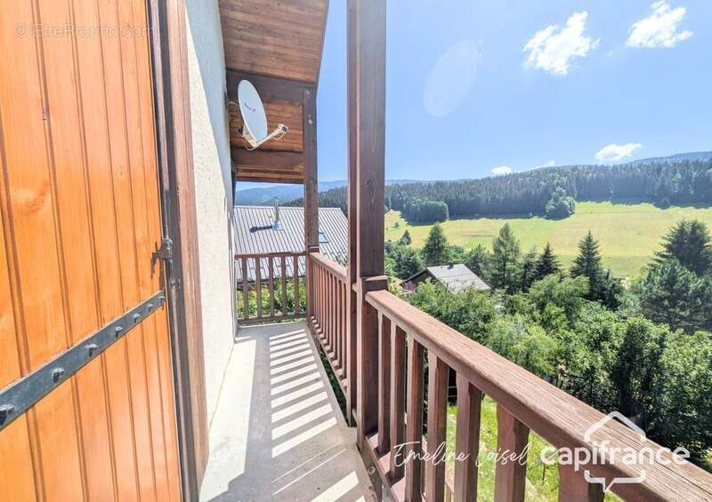Maison familiale de 171 m² - 5 Chambres - Vue panoramique - AUTRANS MEAUDRE EN VERCORS (38112) - photo 11