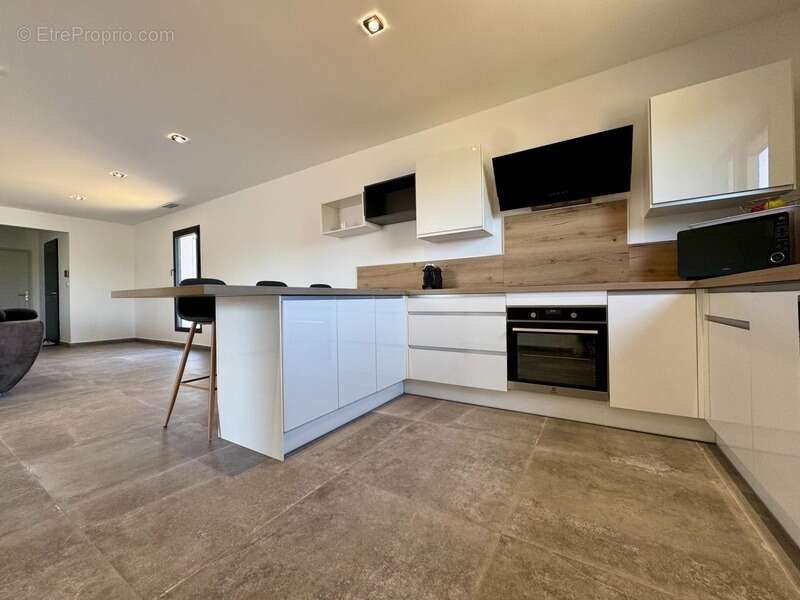 Maison à vendre 5 pièces SAINT CHRISTOL LES ALES (30) - photo 7