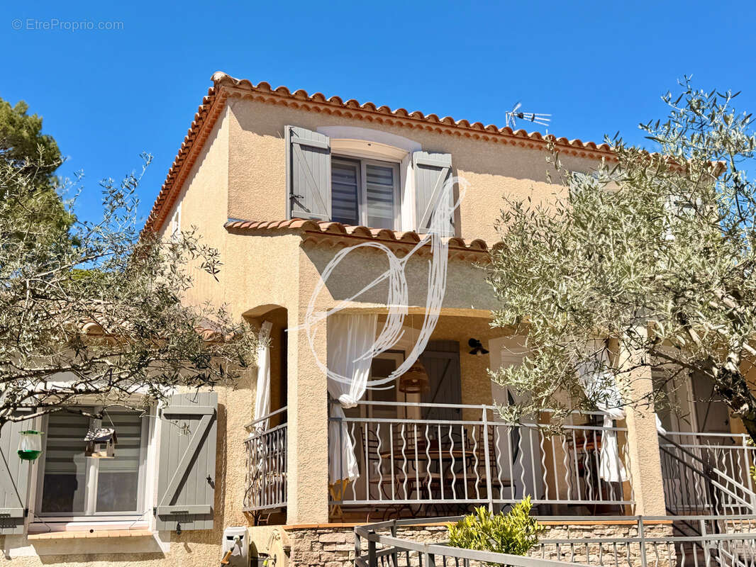 Maison à SAINT-GEORGES-D'ORQUES