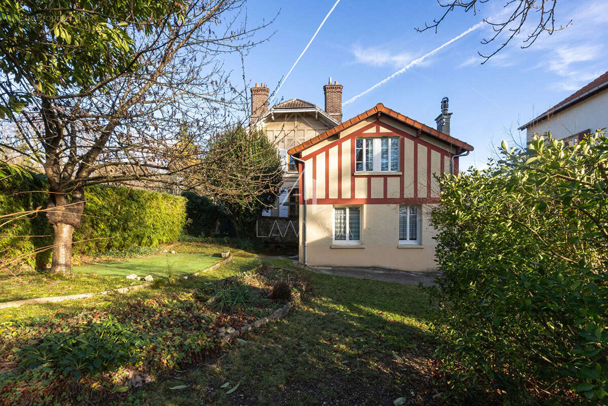 Maison à THORIGNY-SUR-MARNE