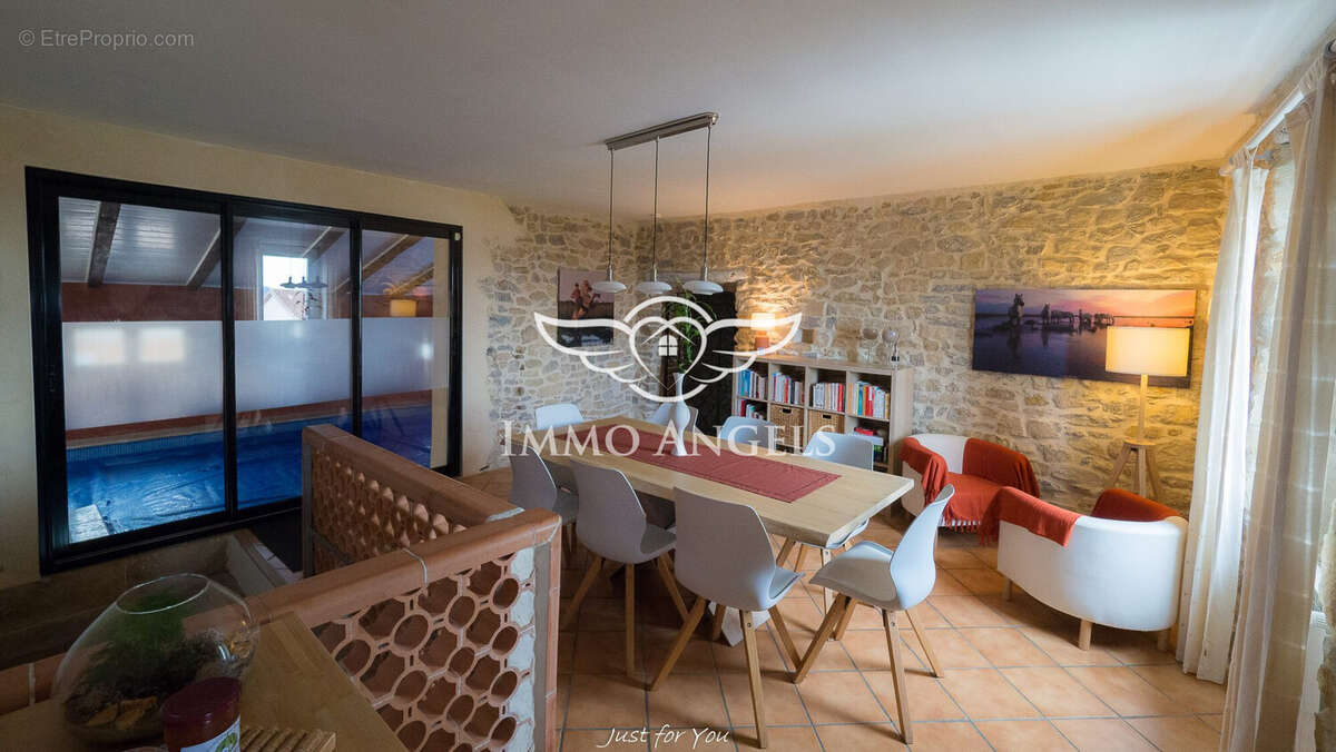 Maison à LEDIGNAN