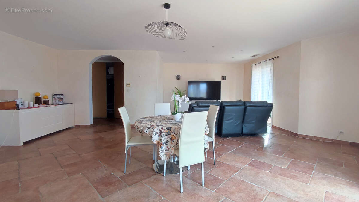 Maison à SALLES-D'AUDE