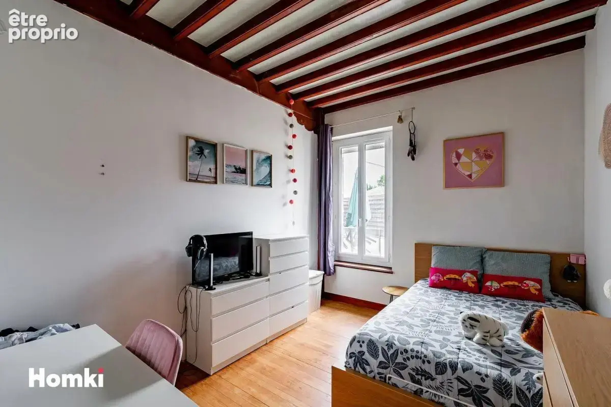 Proche Saint André de Cubzac  T5 de 155 m² - photo 14