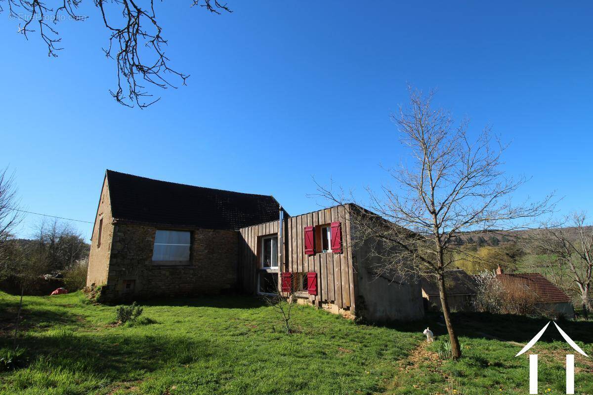 Maison à SAINT-BENIN-DES-BOIS
