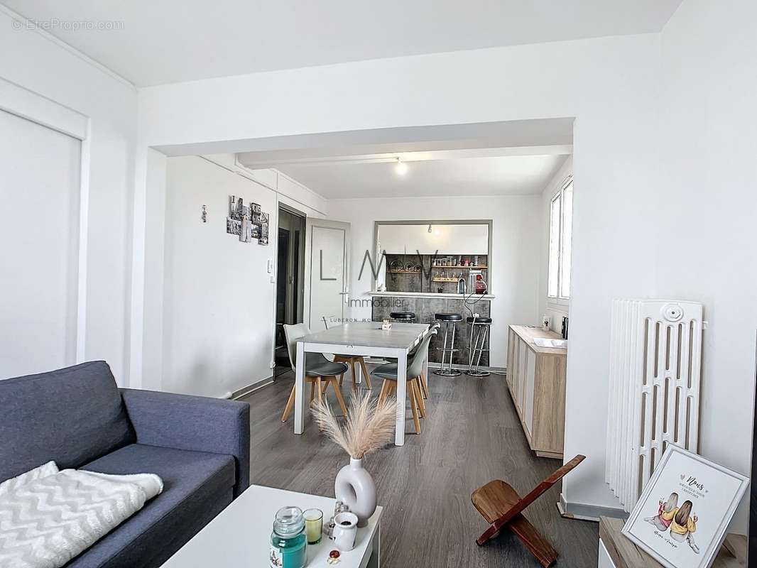 Appartement à SORGUES