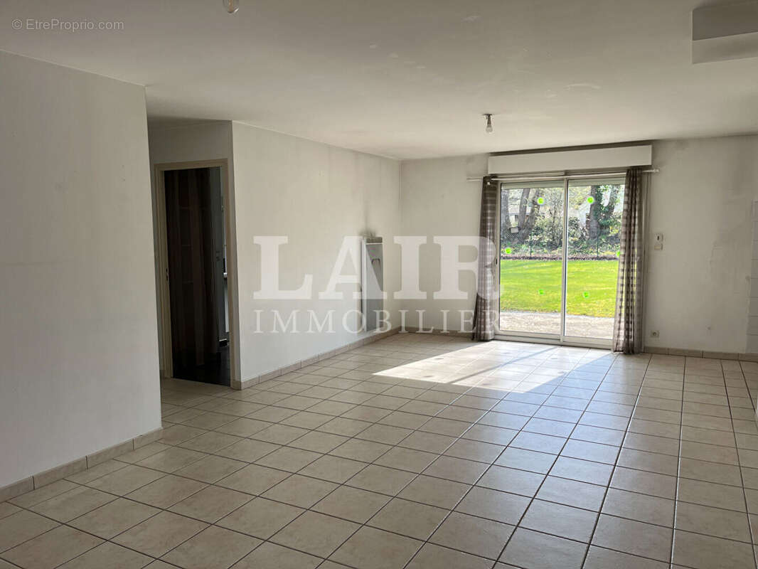 Maison à LE MELE-SUR-SARTHE