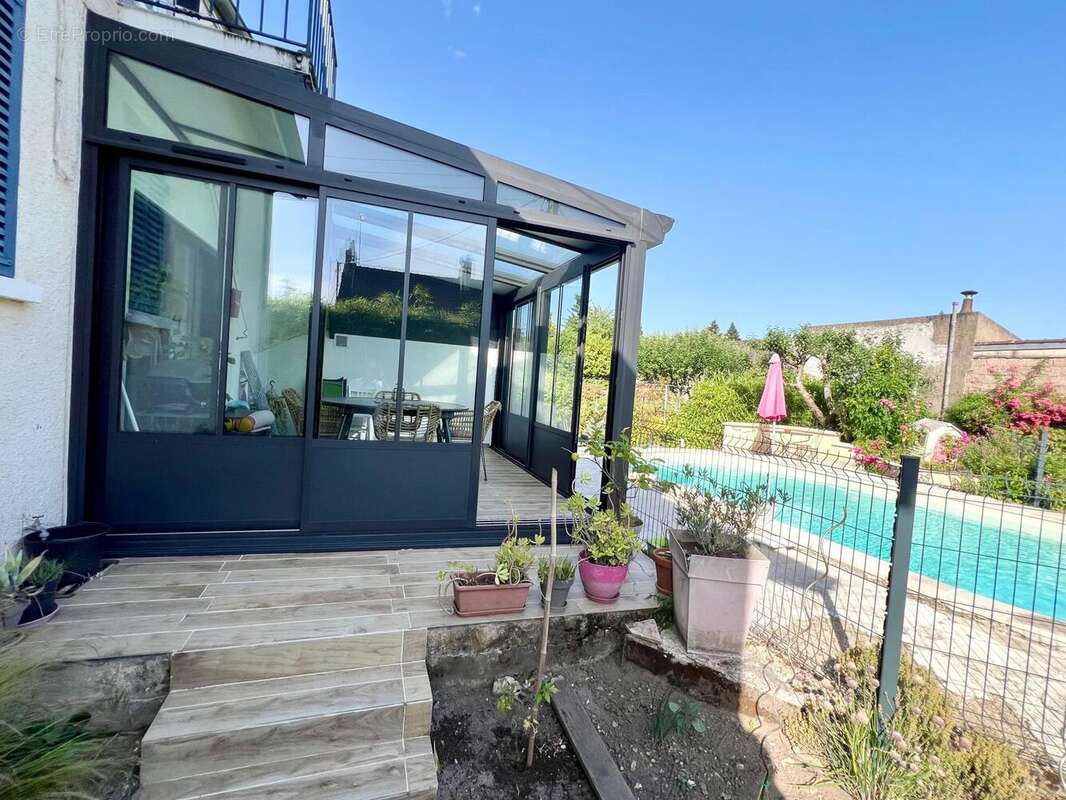 Photo 2 - Maison à LE CREUSOT