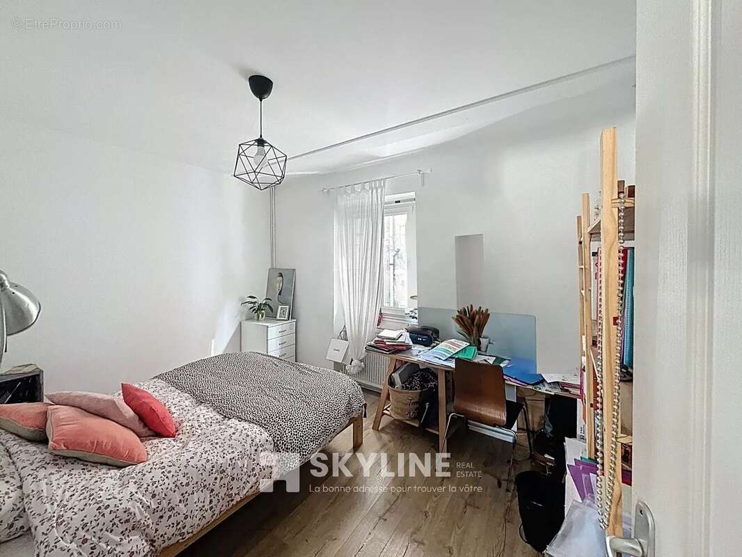 Appartement à MARSEILLE-6E