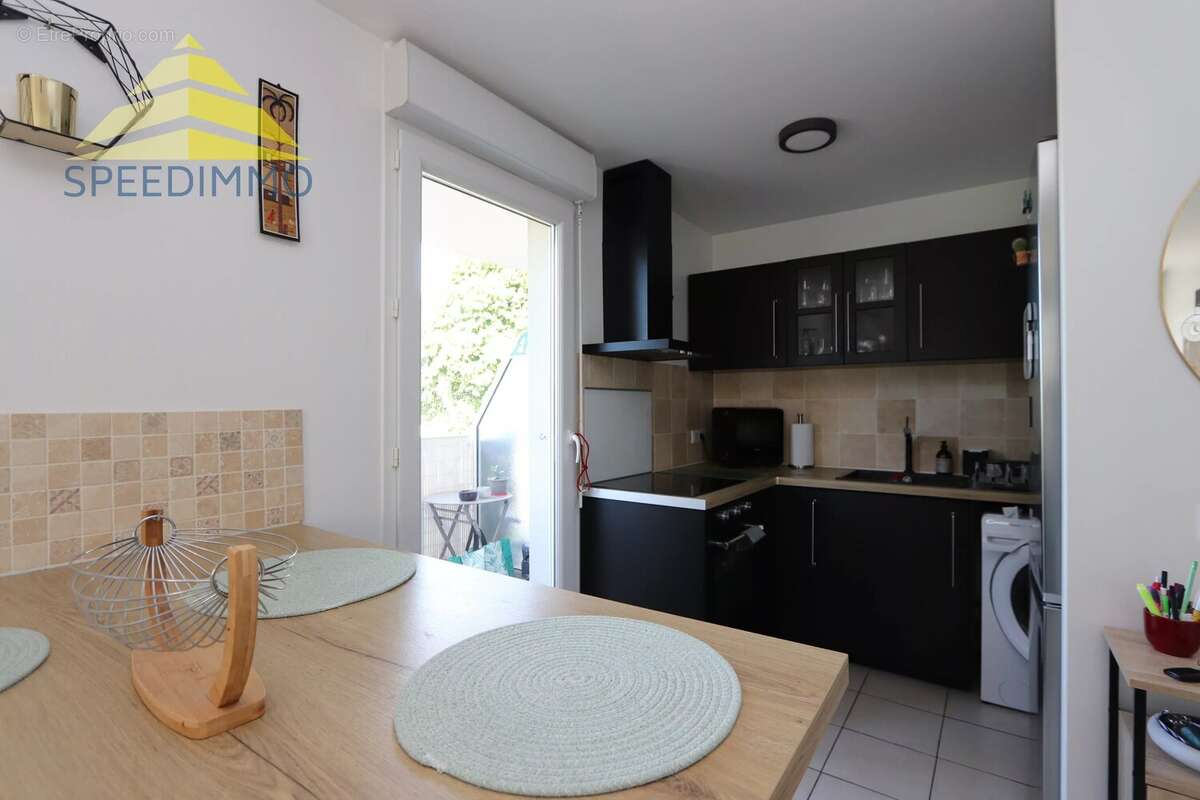 Appartement à BRIE-COMTE-ROBERT