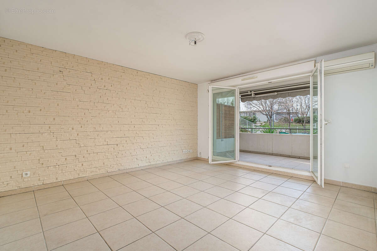 Appartement à MARSEILLE-12E