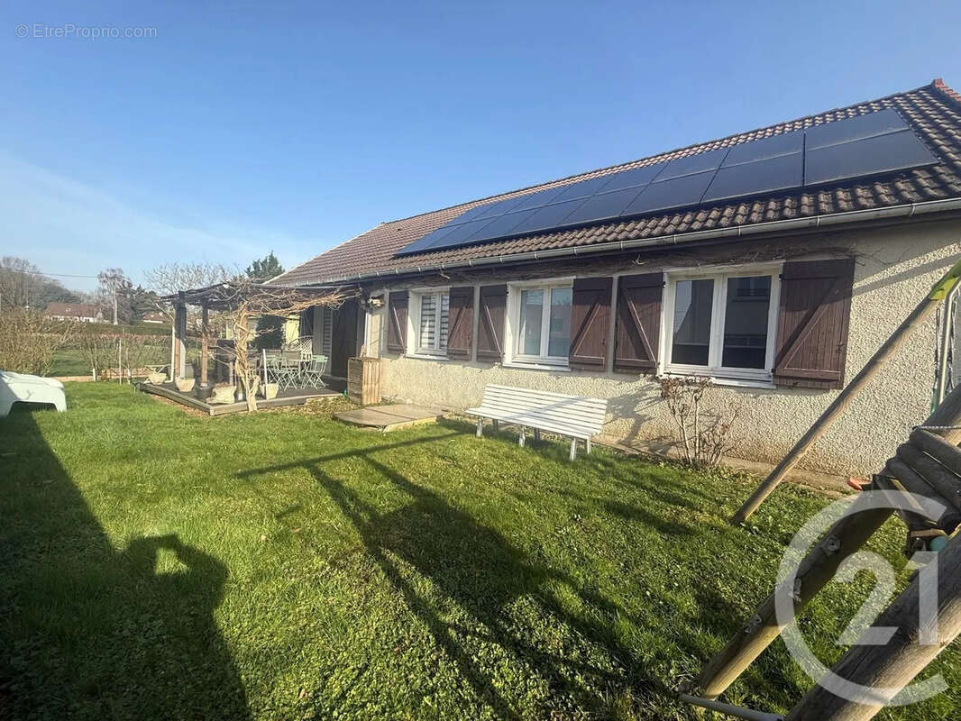 Maison à DAMMARTIN-EN-GOELE