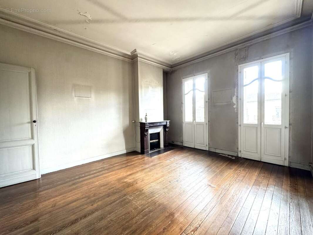 Appartement à BORDEAUX