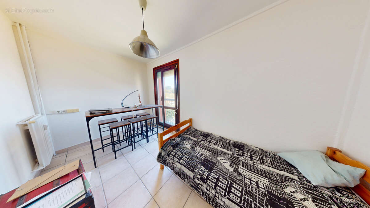T3 avec balcon et garage - photo 5