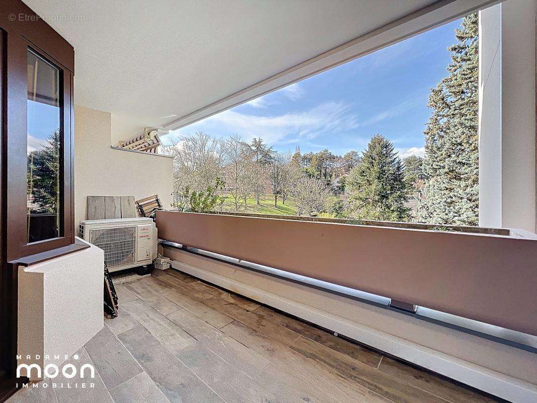 Appartement à OULLINS